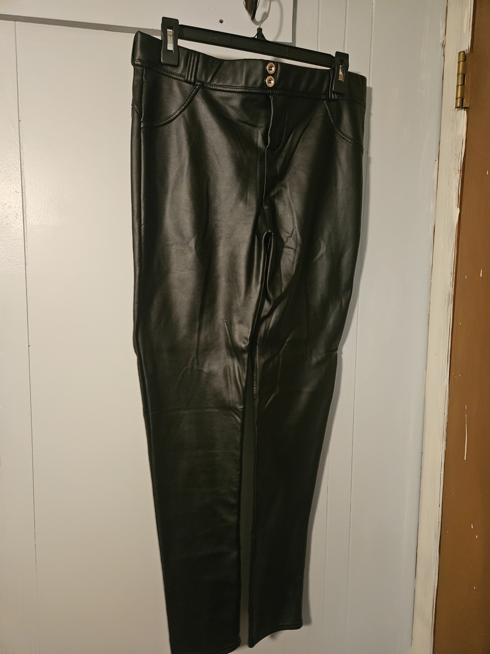 Women's Black Faux Leather Pants - Sleek Slim Fit With Scrunch